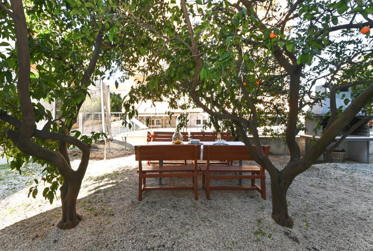 Holiday House Vukman Трогир Екстериор снимка